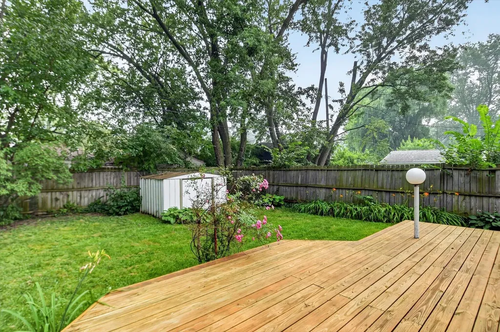 574 E Dallas Avenue Madison Heights City MI 48071