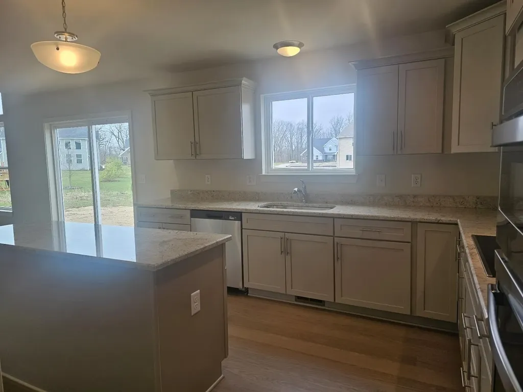 10613 Valley View Drive York Charter Township MI 48176