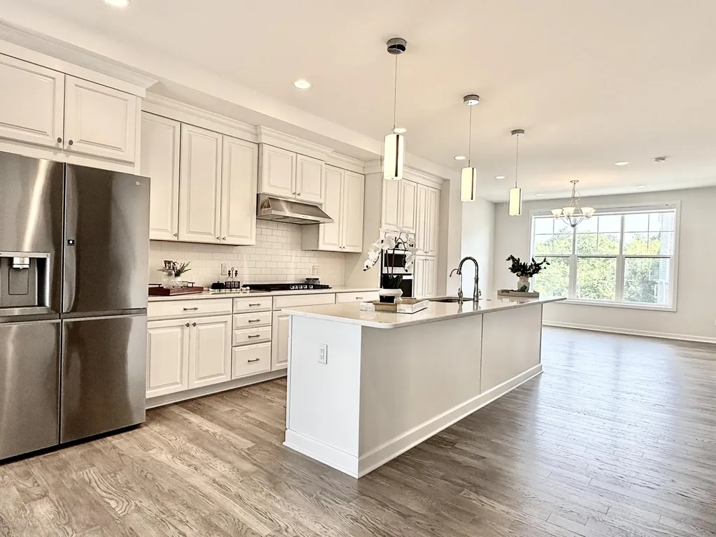 2752 S Spurway Drive Ann Arbor City MI 48105