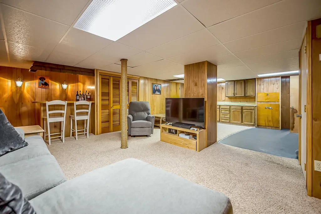 2058 Wildwood Lane Jackson City MI 49203