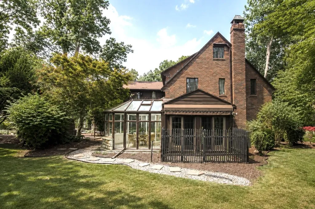 2058 Wildwood Lane Jackson City MI 49203