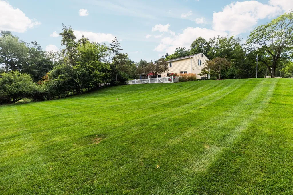 2464 Blueberry Lane Ann Arbor Charter Township MI 48103
