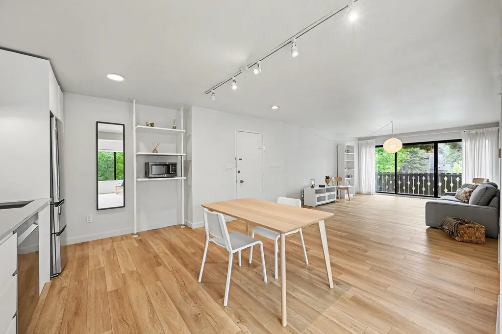 2104 Pauline Boulevard Ann Arbor City MI 48103