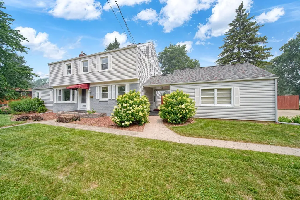 1058 Orchard Road Adrian City MI 49221
