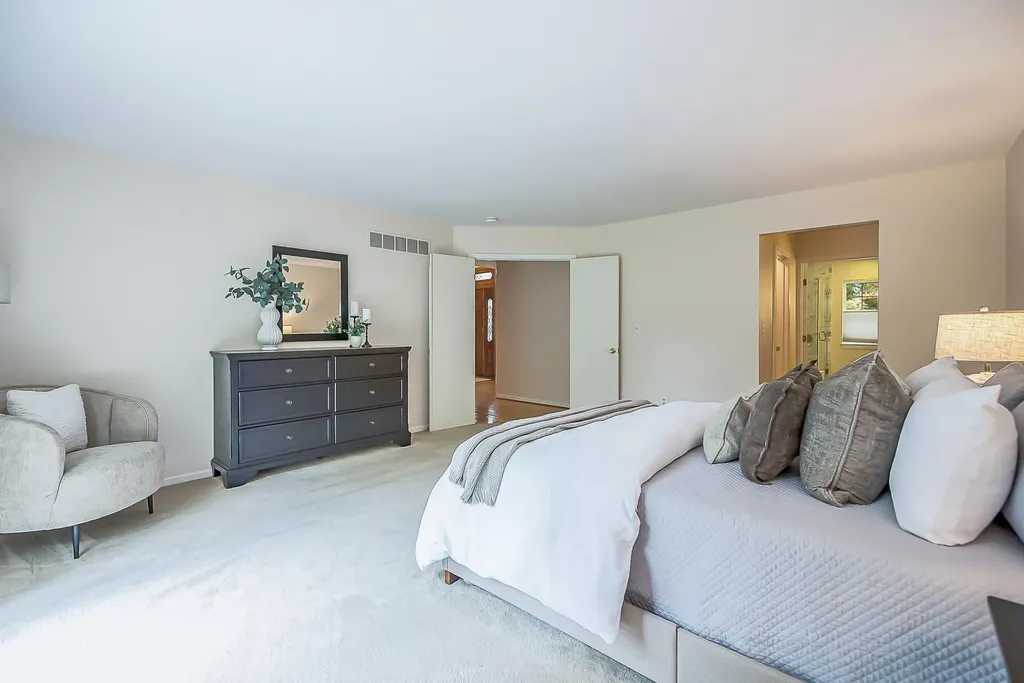 2398 Foxway Drive Ann Arbor City MI 48105