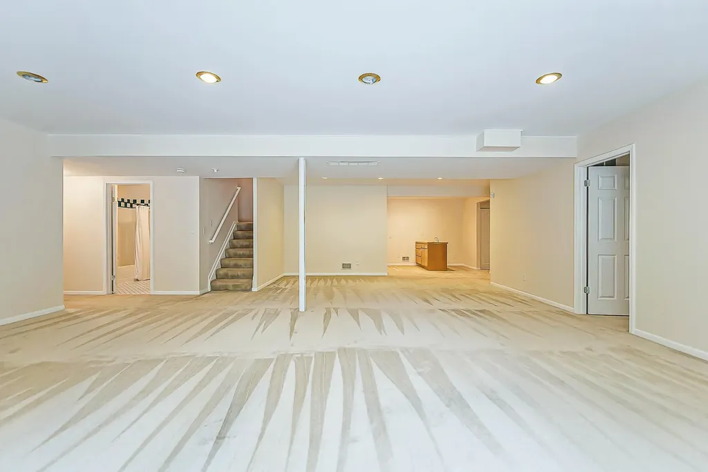 2398 Foxway Drive Ann Arbor City MI 48105