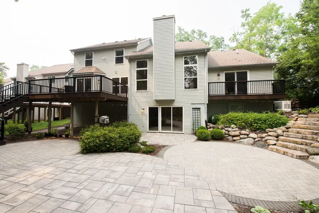 2398 Foxway Drive Ann Arbor City MI 48105