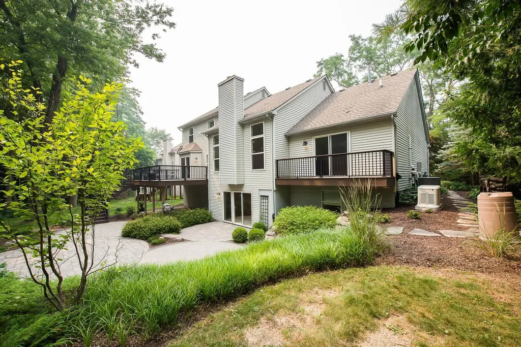 2398 Foxway Drive Ann Arbor City MI 48105