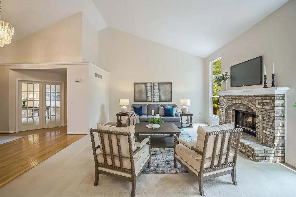 2398 Foxway Drive Ann Arbor City MI 48105
