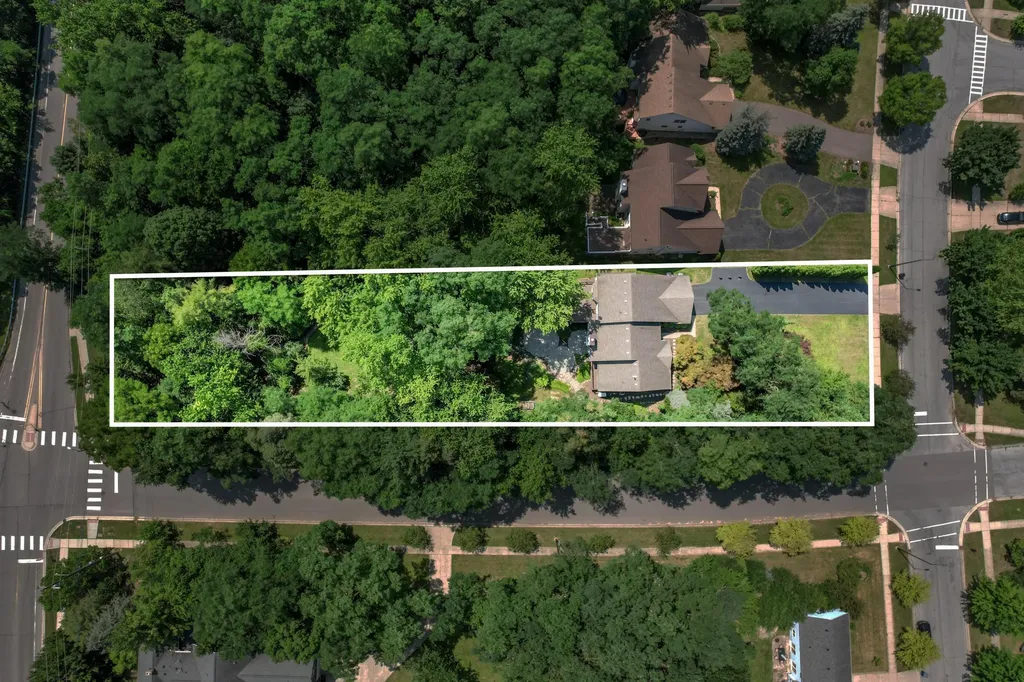 2398 Foxway Drive Ann Arbor City MI 48105