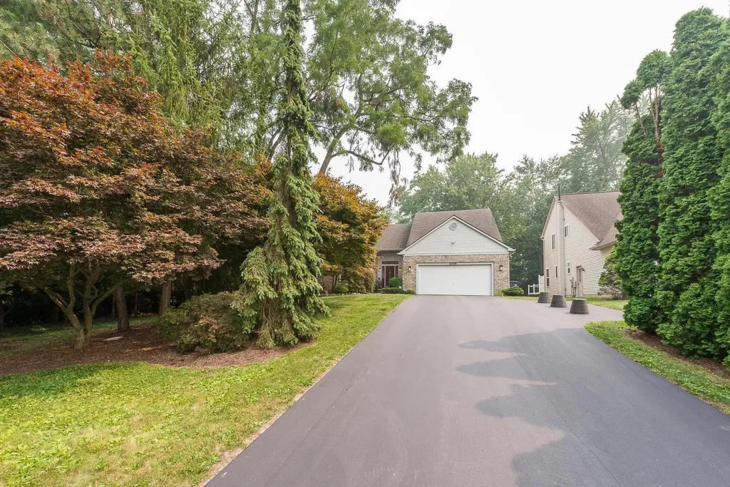 2398 Foxway Drive Ann Arbor City MI 48105