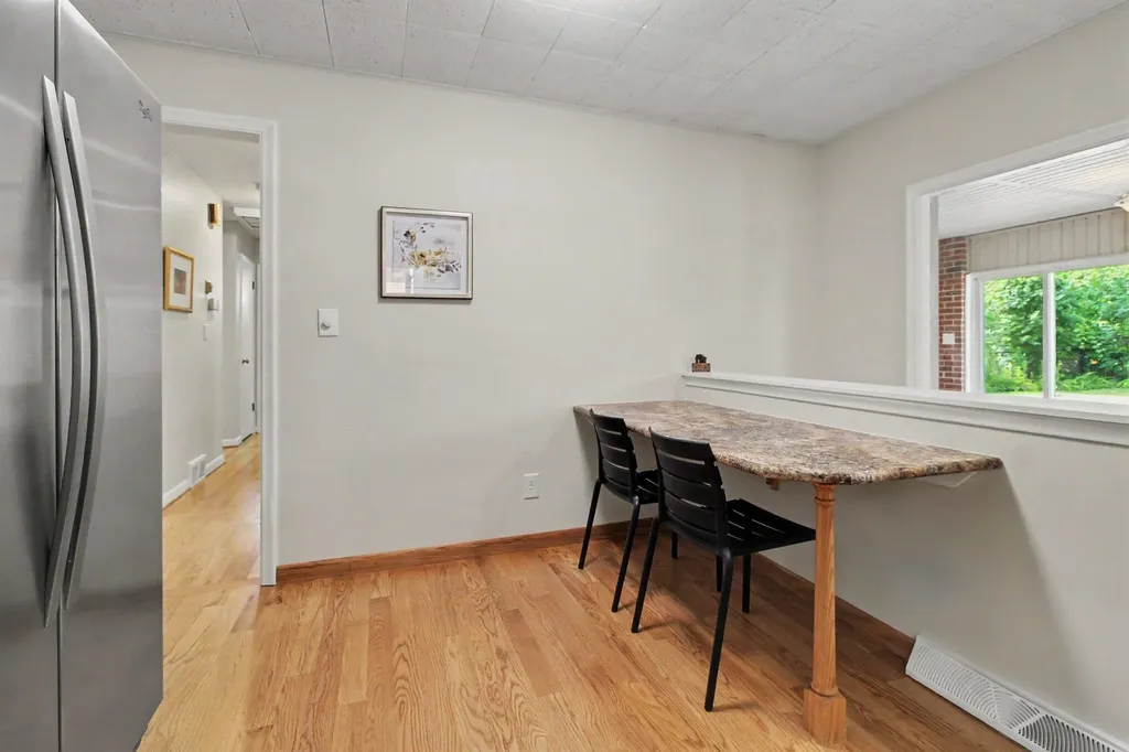 1832 Weldon Boulevard Ann Arbor City MI 48103
