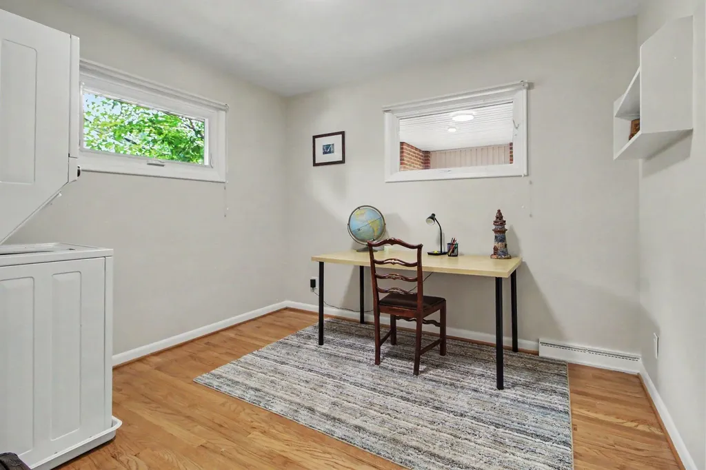 1832 Weldon Boulevard Ann Arbor City MI 48103