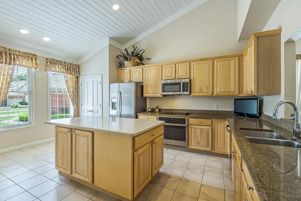 16529 Cottonwood Court Northville Township MI 48168