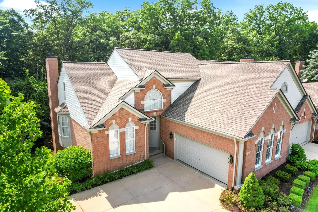 16529 Cottonwood Court Northville Township MI 48168