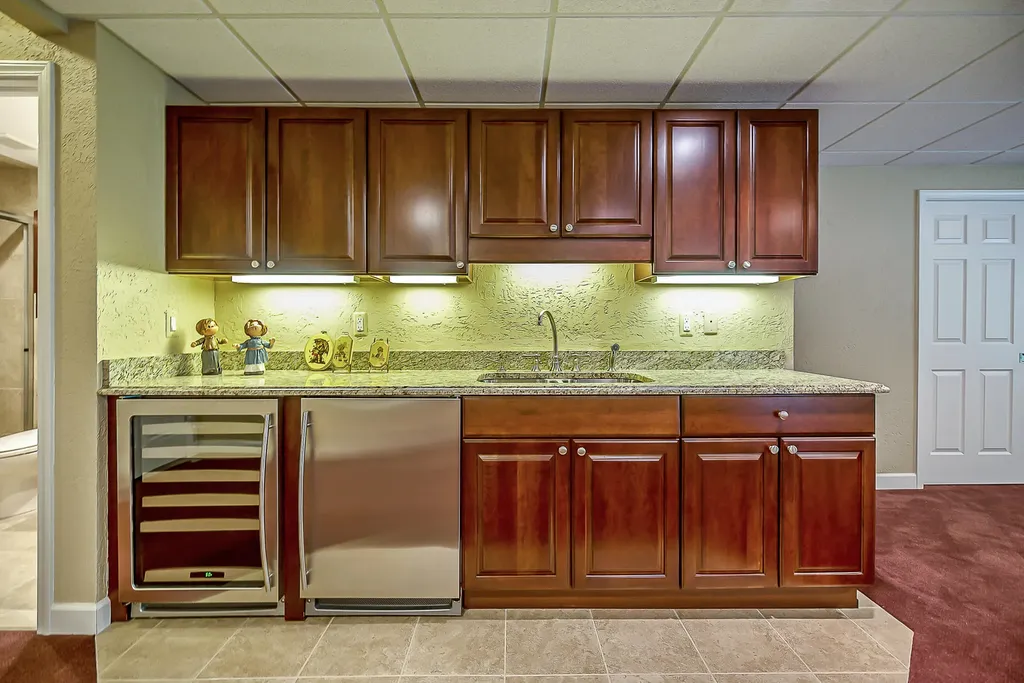 16529 Cottonwood Court Northville Township MI 48168