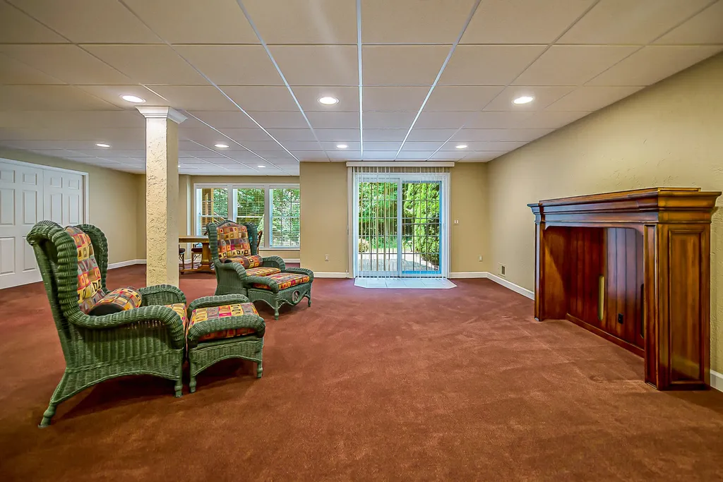 16529 Cottonwood Court Northville Township MI 48168