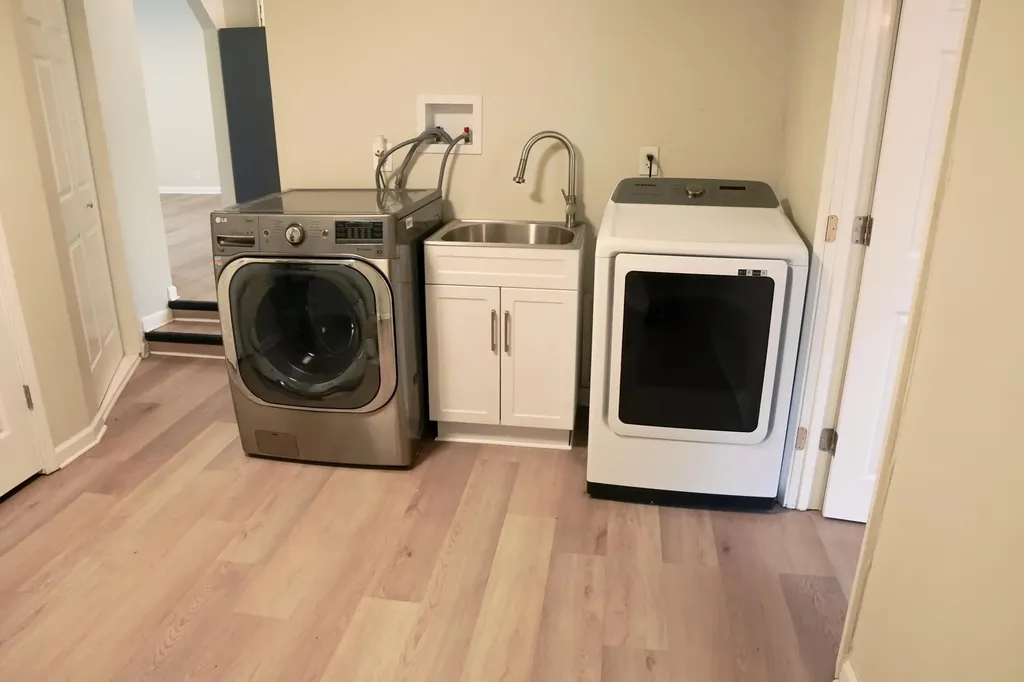 1322 Desiax Avenue Bloomfield Charter Township MI 48302