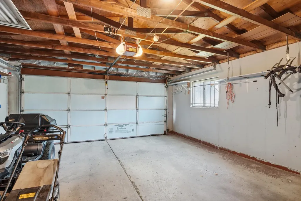 38515 Grandon Street Livonia City MI 48150