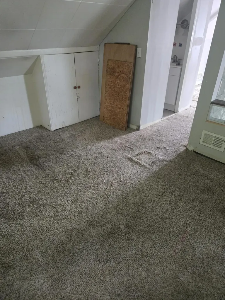 23582 Beierman Avenue Unknown City MI 48091