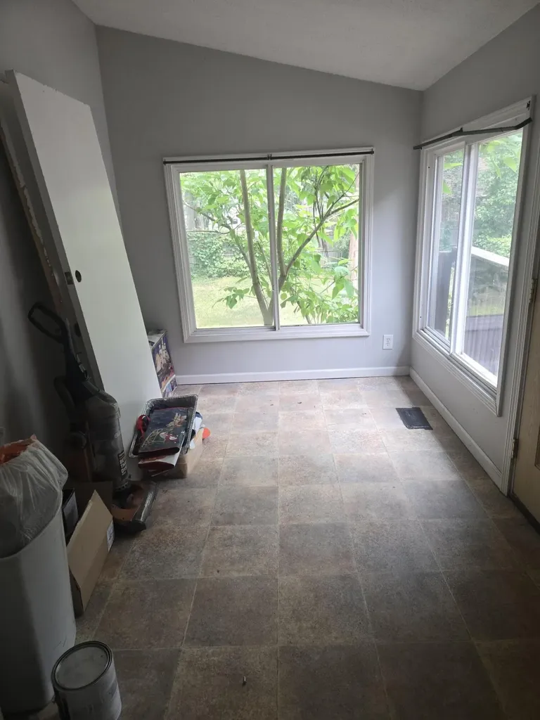 23582 Beierman Avenue Unknown City MI 48091