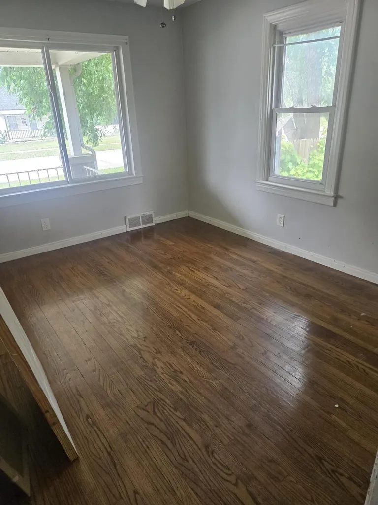 23582 Beierman Avenue Unknown City MI 48091