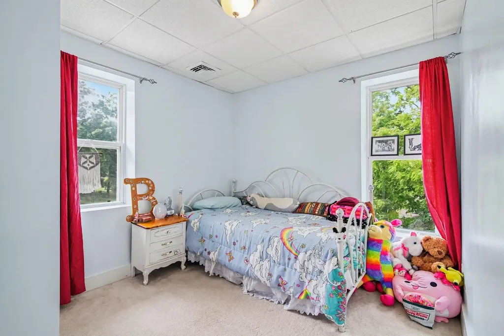 315 S Washington Street Manchester Township MI 48158