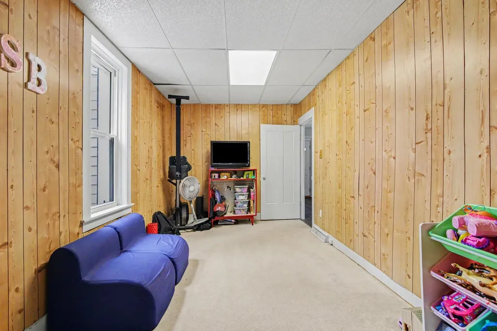 315 S Washington Street Manchester Township MI 48158
