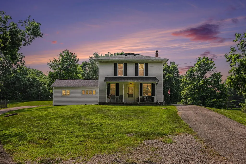 315 S Washington Street Manchester Township MI 48158