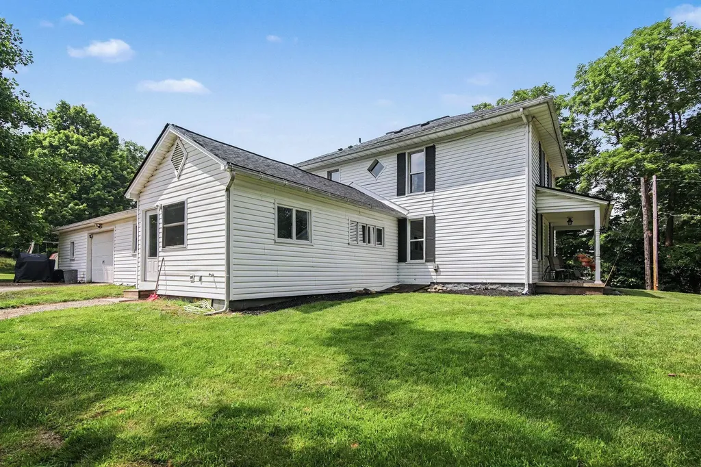 315 S Washington Street Manchester Township MI 48158