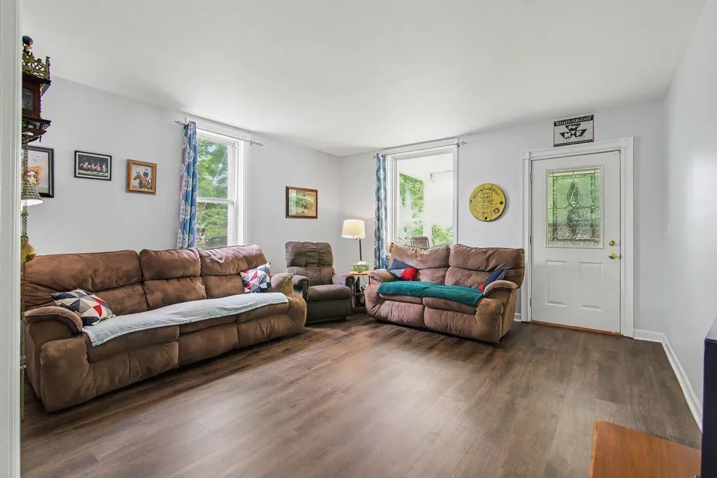 315 S Washington Street Manchester Township MI 48158