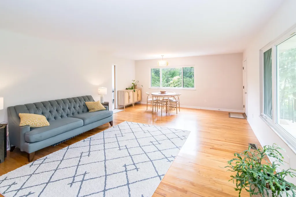 1455 Chalmers Drive Ann Arbor City MI 48104