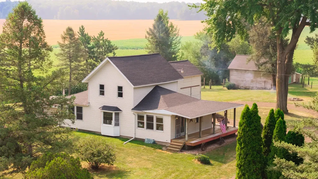 2695 W Mount Hope Highway Roxand Township MI 48861