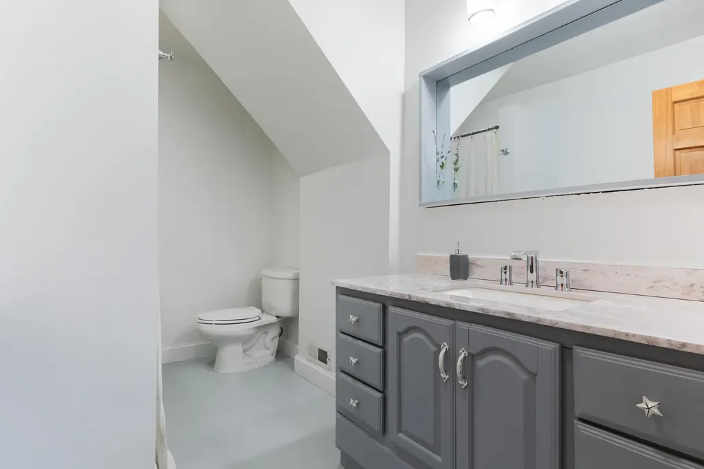 2695 W Mount Hope Highway Roxand Township MI 48861