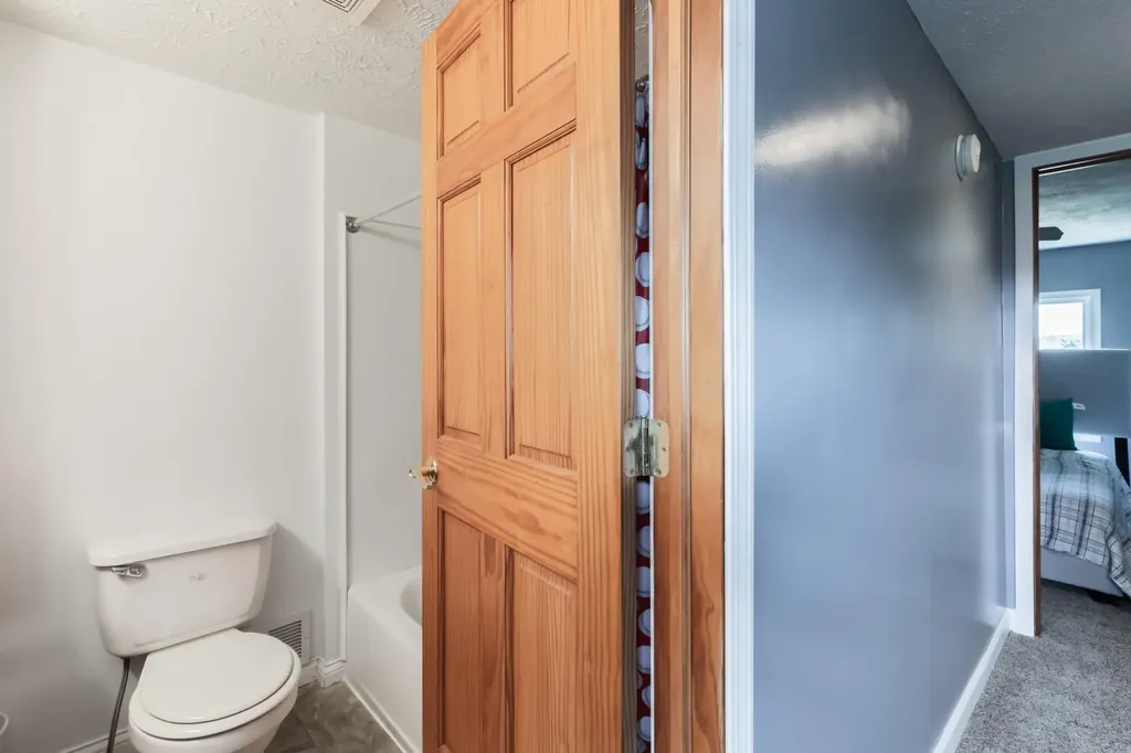 2695 W Mount Hope Highway Roxand Township MI 48861