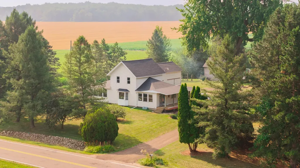 2695 W Mount Hope Highway Roxand Township MI 48861