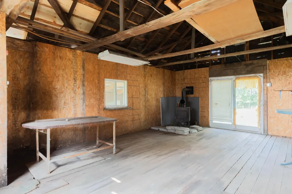 2695 W Mount Hope Highway Roxand Township MI 48861