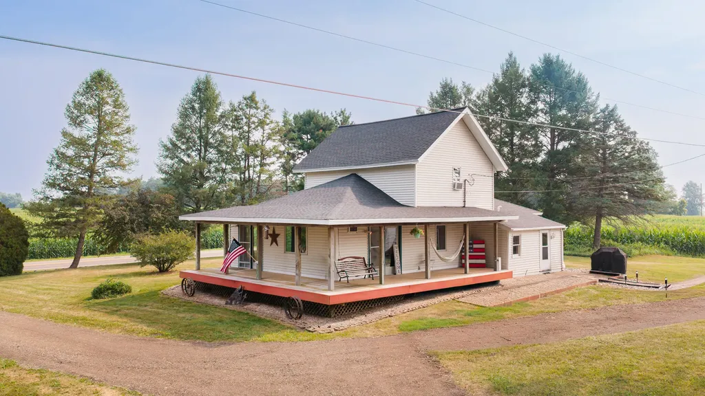 2695 W Mount Hope Highway Roxand Township MI 48861