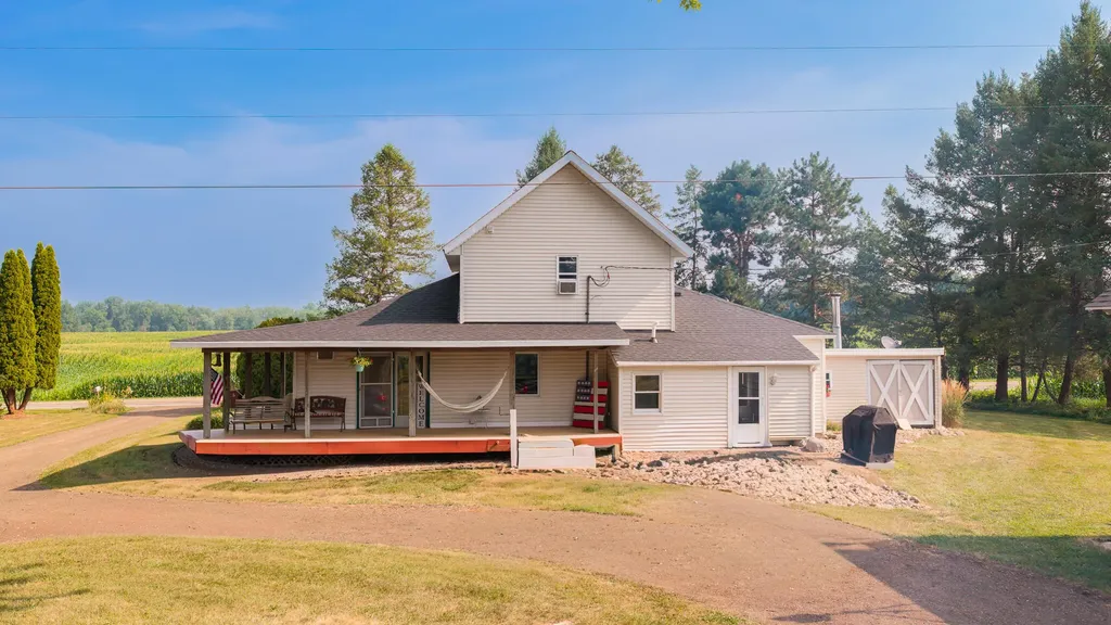 2695 W Mount Hope Highway Roxand Township MI 48861