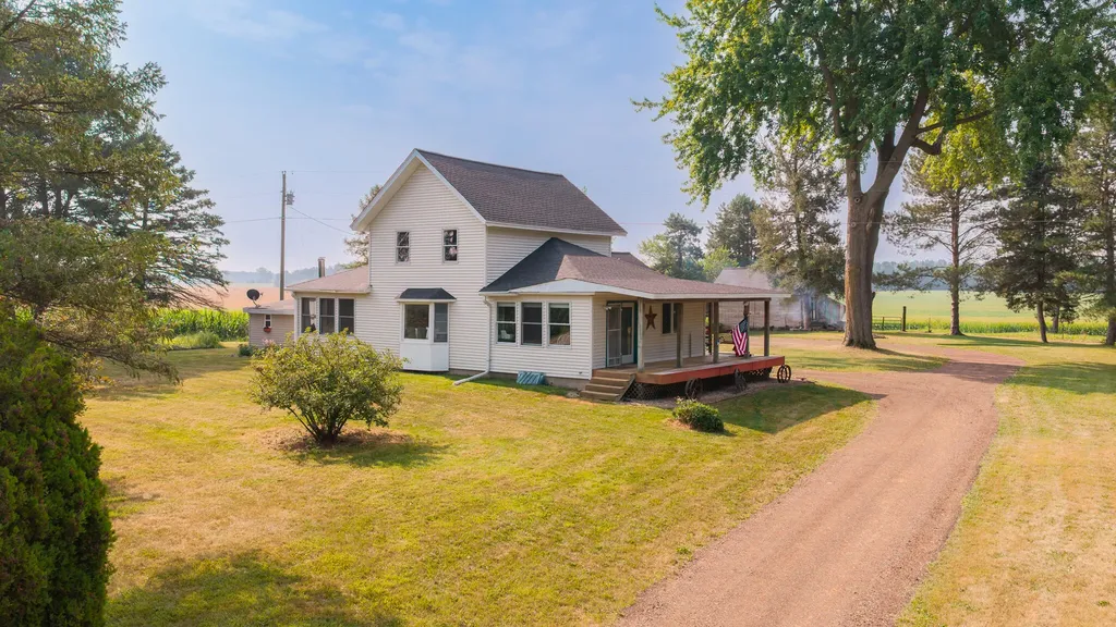 2695 W Mount Hope Highway Roxand Township MI 48861