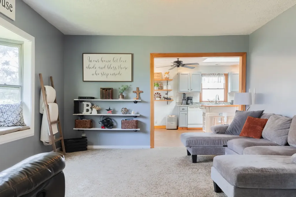 2695 W Mount Hope Highway Roxand Township MI 48861