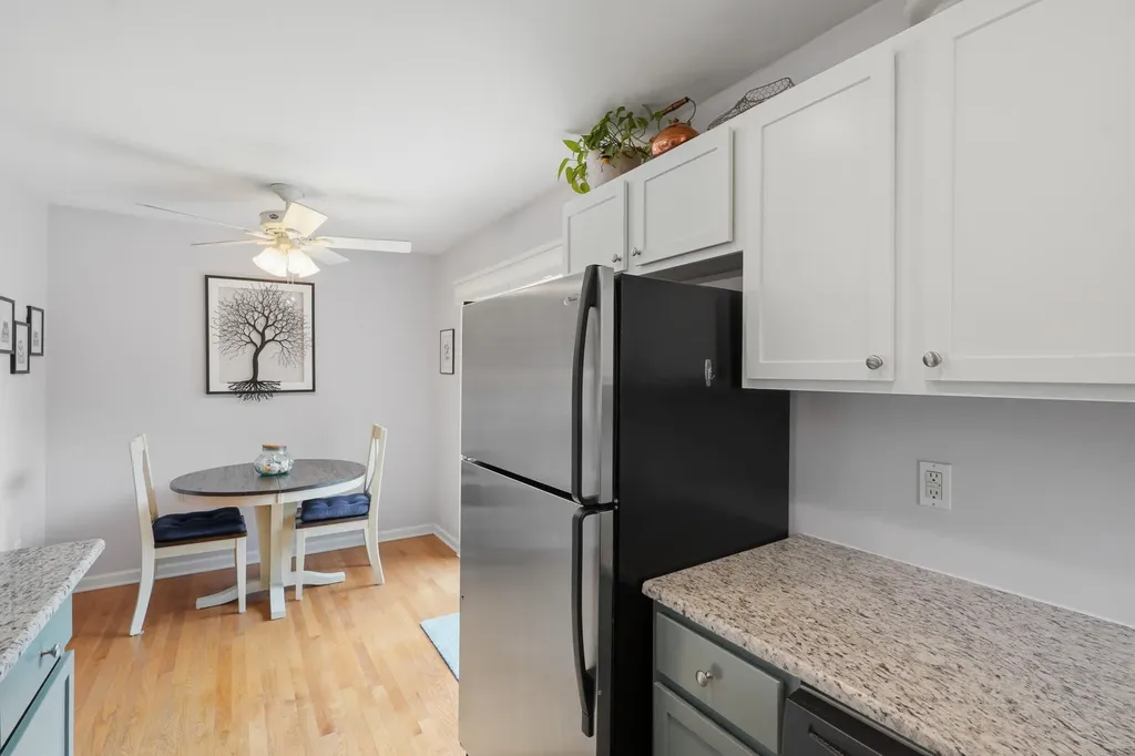 615 Elizabeth Street Rochester City MI 48307