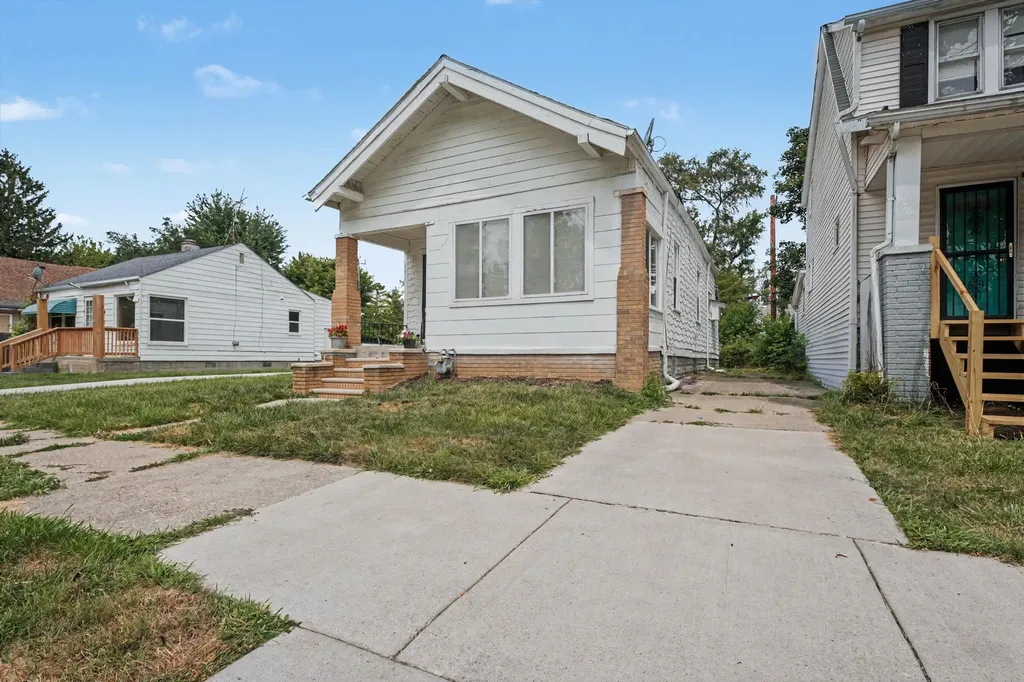 17179 Detroit Street Detroit City MI 48224