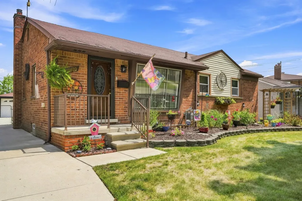 29470 Robert Drive Livonia City MI 48150