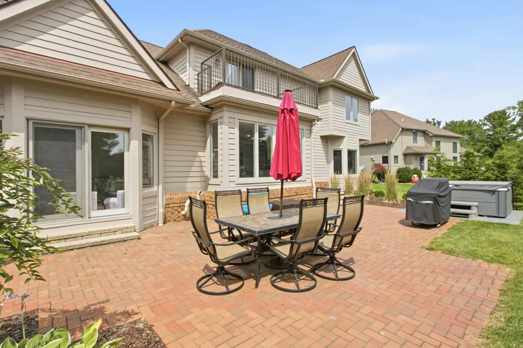 4831 Saint Andrews Court Pittsfield Charter Township MI 48108