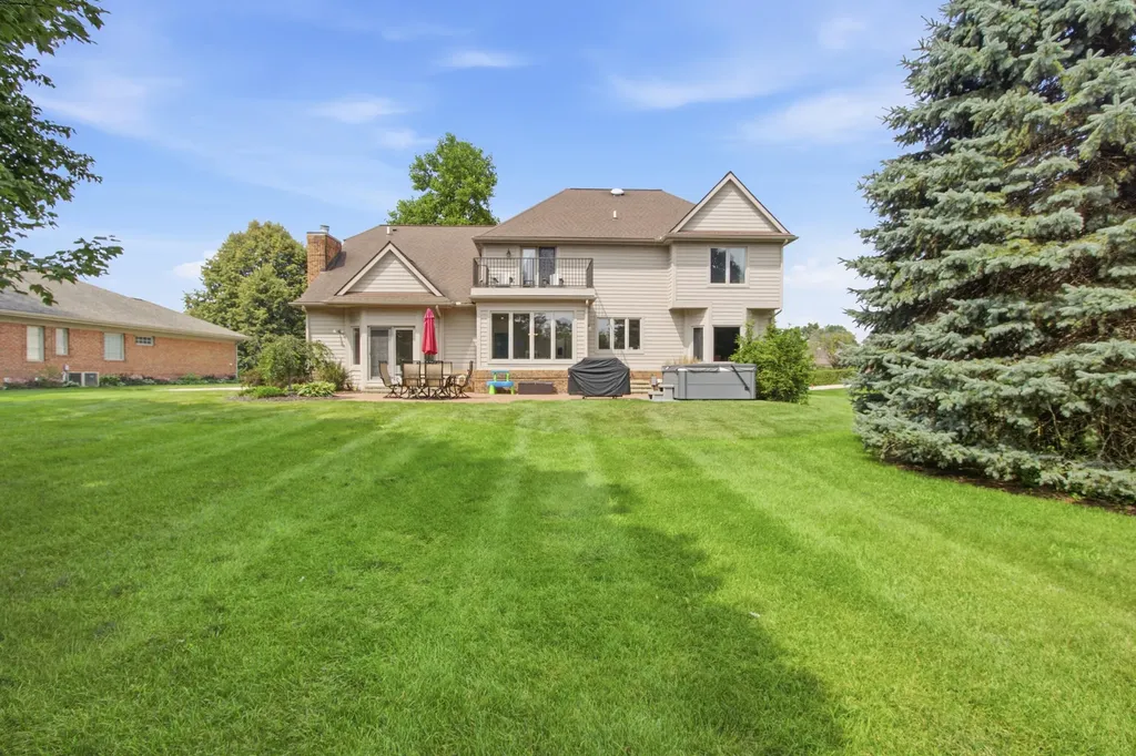 4831 Saint Andrews Court Pittsfield Charter Township MI 48108