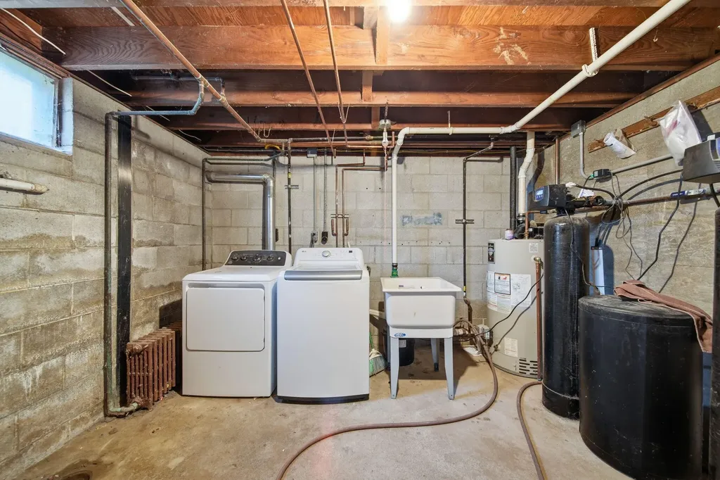7760 Willow Road Saline Township MI 49236