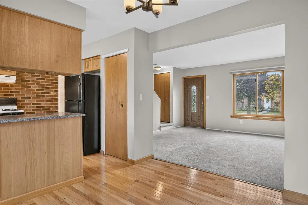 145 Sheffield Drive Saline City MI 48176