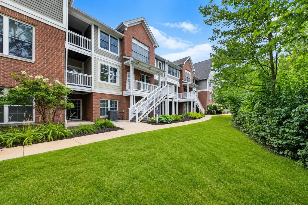 2591 W Towne Street Ann Arbor City MI 48103