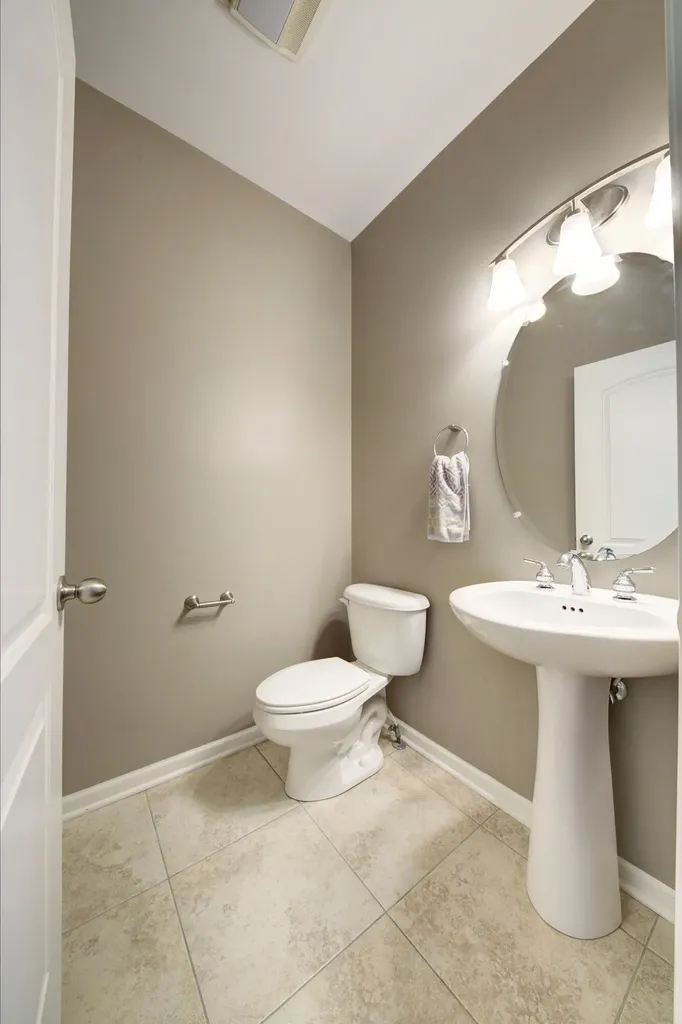 2591 W Towne Street Ann Arbor City MI 48103